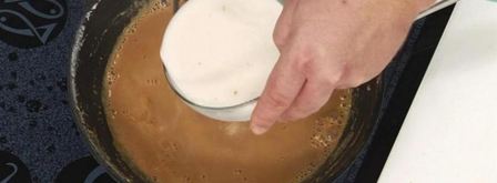 баклажаны в соусе жареное молоко. Шаг 3