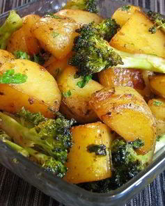 Брокколи с картошкой в духовке