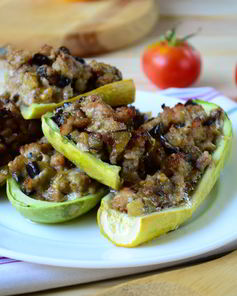 Кабачки, фаршированные баклажаном