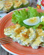 Кабачки в духовке в сметане