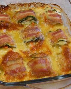 Кабачки запеченые с морковью, сыром, беконом