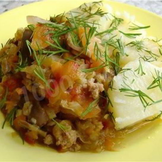 Рецепт капусты с фаршем и белыми грибами