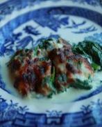 Шпинат запеченный с сыром