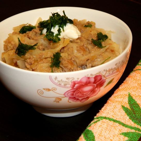 Рецепт тушеной капусты с фаршем в мультиварке