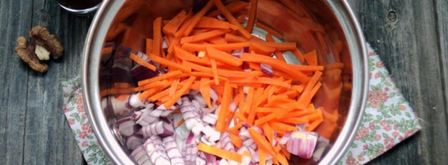 тушеная капуста с грецкими орехами. Шаг 2