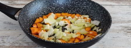 тушеные кабачки с морковью и помидорами. Шаг 6