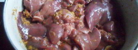 куриная печень со специями. Шаг 2