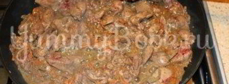 куриная печень в сливочном соусе с карри. Шаг 7