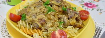 печень куриная, жареная с луком в сметане. Шаг 10