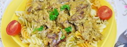 печень куриная, жареная с луком в сметане. Шаг 11