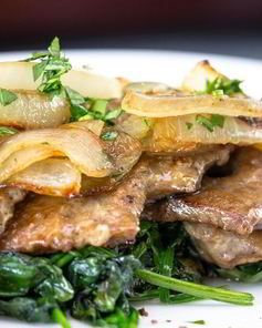 Печень по-венециански