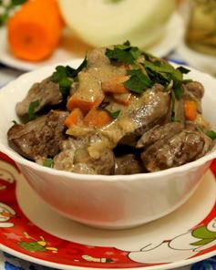 Печень с морковью и сметаной