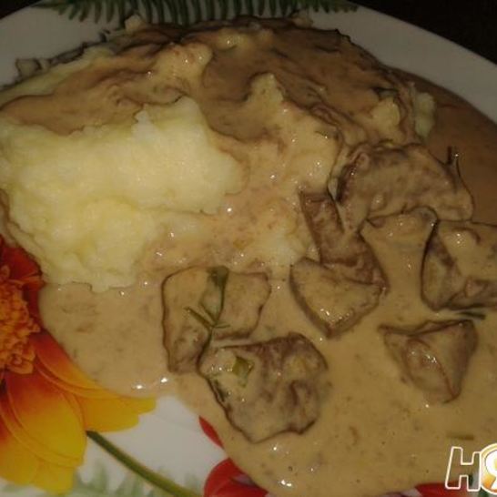 Рецепт печенки в сырном соусе