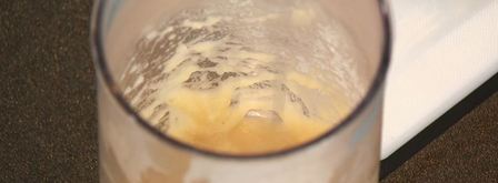 телячья печень на пюре из яблок с ягодным соусом. Шаг 3