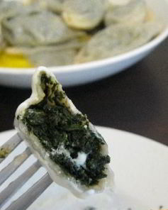 Пельмени с крапивой