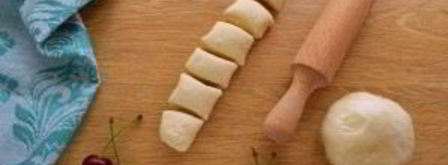 пельмени с вишней и творогом. Шаг 3