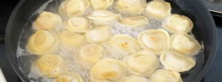 замороженные пельмени на сковороде. Шаг 7