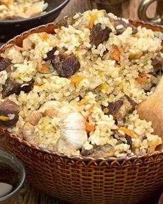 Городской плов с бараниной и грибами