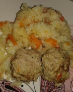 Плов с фрикадельками