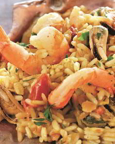 Плов с креветками и мидиями