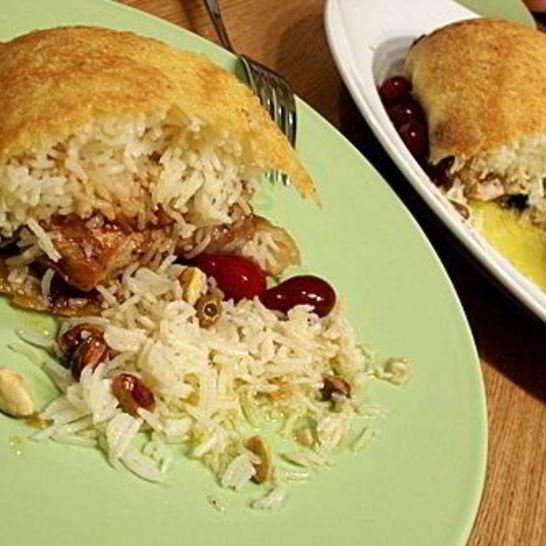 Рецепт плова с курицей и сухофруктами в тесте