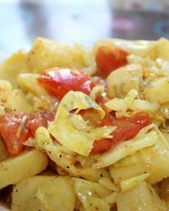 Бандгобхи алу сабджи — индийское рагу из картофеля и капусты