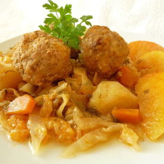 Рецепт осеннего рагу с фрикадельками из говядины