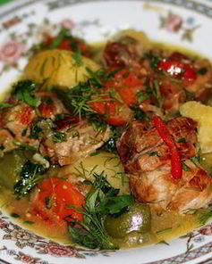 Овощное рагу со свиной грудинкой