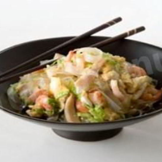 Рецепт рисовой лапши с креветками и кальмарами