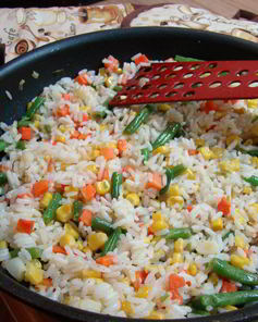 Ризотто с овощами, луком и морковью