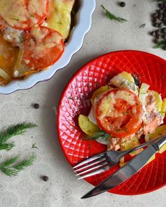 Горбуша с картошкой в духовке запеченная