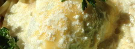 кальмары, фаршированные морепродуктами, под сливочным соусом. Шаг 9