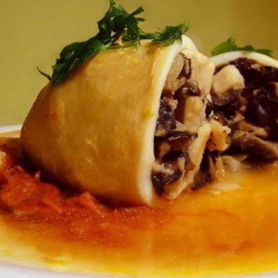 Рецепт кальмары с грибами, запеченные под сыром