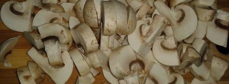 карп запеченный с грибами в сметане. Шаг 4