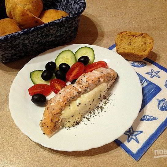 Рецепт лосося, запеченного с моцареллой