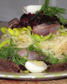 Овощной шалашик с сельдью