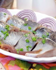 Сельдь слабосоленая по-домашнему
