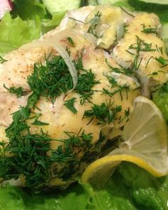 Судак под легким соусом