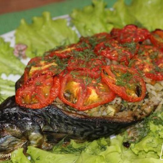 Рецепт запеченной скумбрии фаршированной рисом и овощами