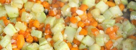 запеченная скумбрия фаршированная рисом и овощами. Шаг 7