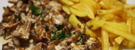 жареные лисички со сливками. Шаг 4