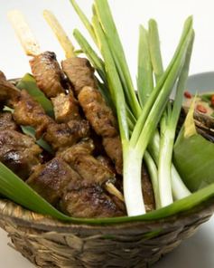 Муу Пинг — тайские свиные шашлычки