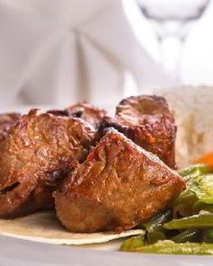 Шашлычки из ягненка и зеленой фасолью