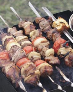 Шашлык из говядины в красном вине