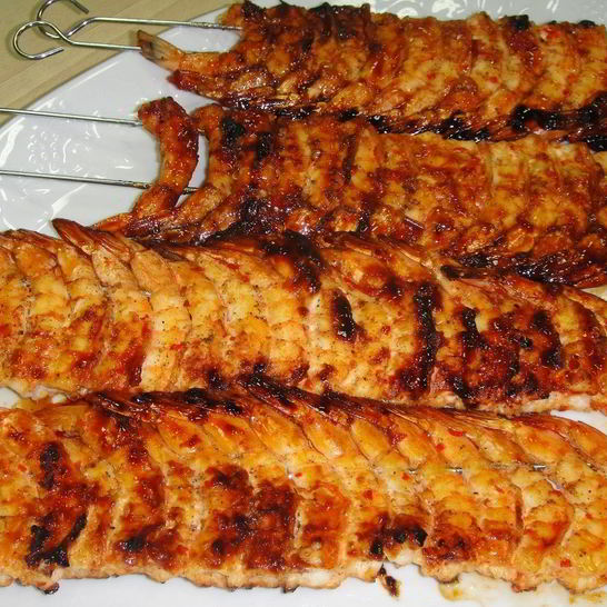 Рецепт шашлыка из креветок на шпажках