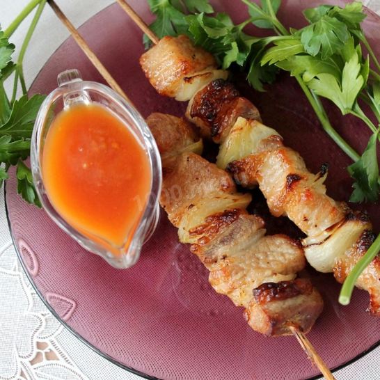 Рецепт шашлыка из свинины с маринадом из лука и кефира