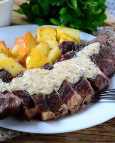 Французский перченый стейк