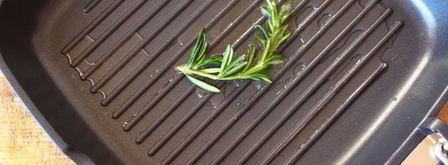 стейк из говядины на сковороде. Шаг 3