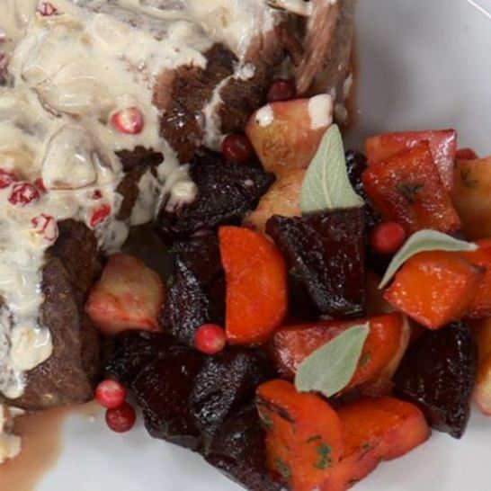 Рецепт стейка из говядины с печеными корнеплодами