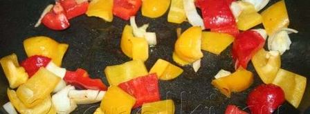 стейк из тунца с острым зеленым соусом. Шаг 17